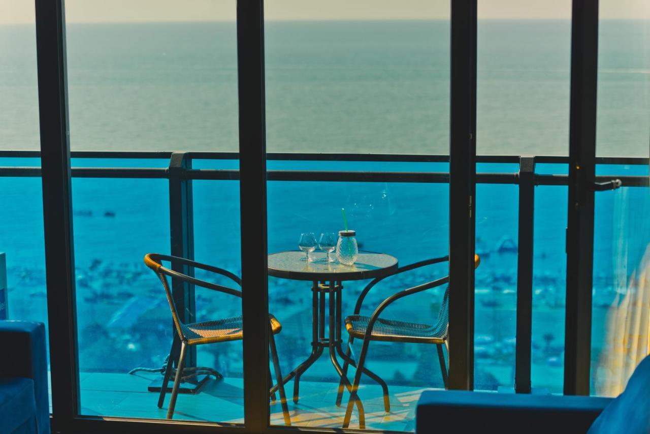 Orbi City Aparthotel Batumi Ngoại thất bức ảnh