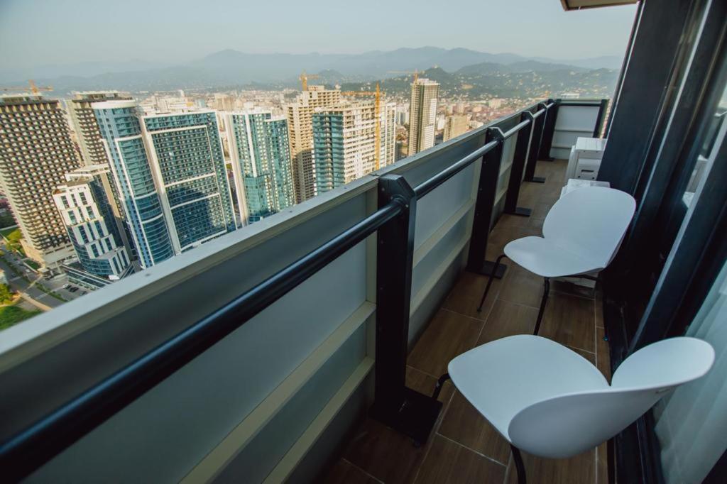 Orbi City Aparthotel Batumi Ngoại thất bức ảnh