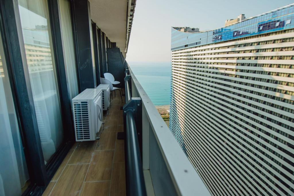 Orbi City Aparthotel Batumi Ngoại thất bức ảnh