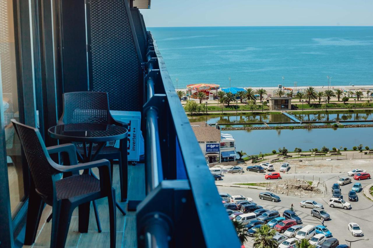Orbi City Aparthotel Batumi Ngoại thất bức ảnh
