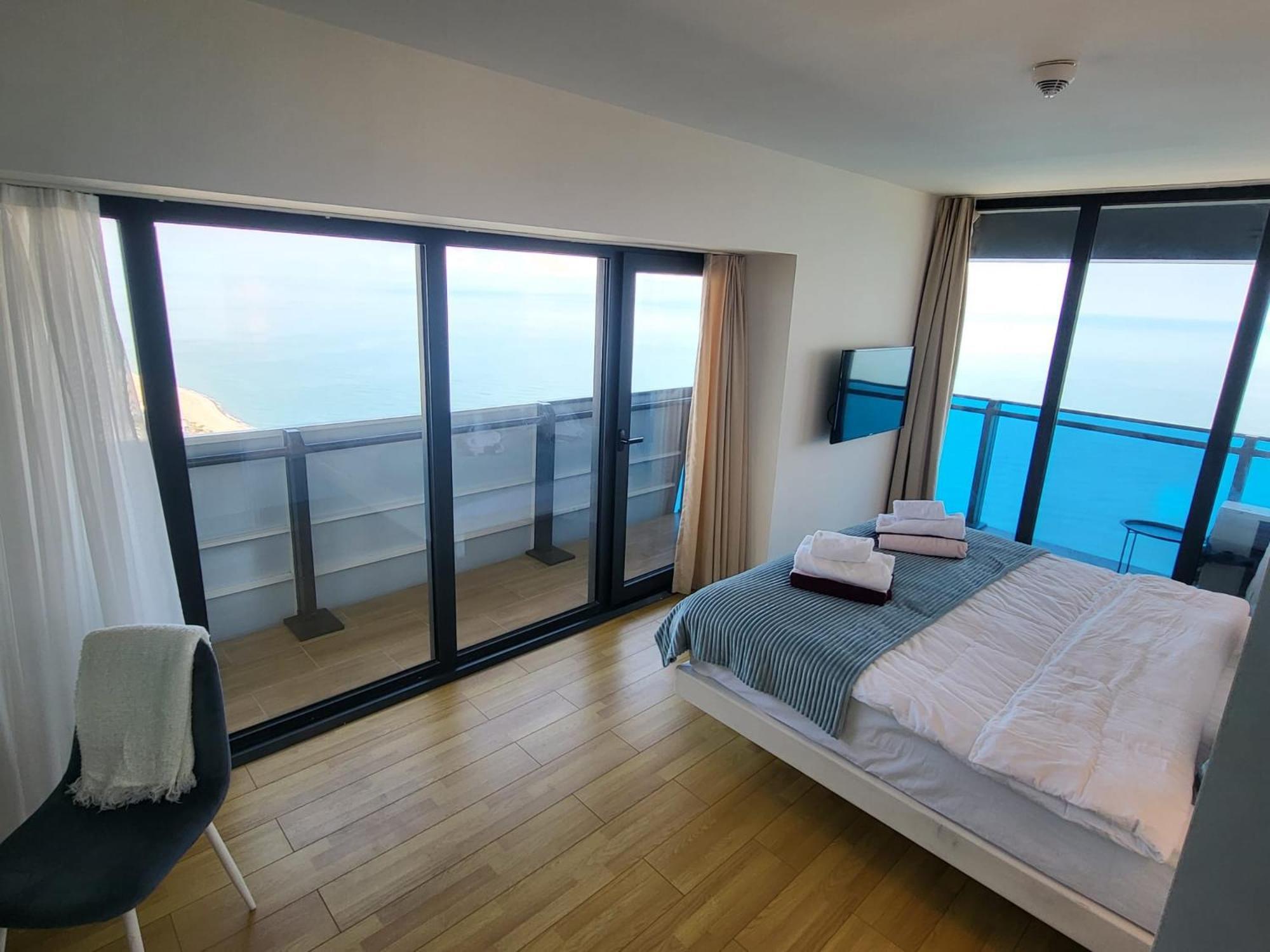 Orbi City Aparthotel Batumi Phòng bức ảnh